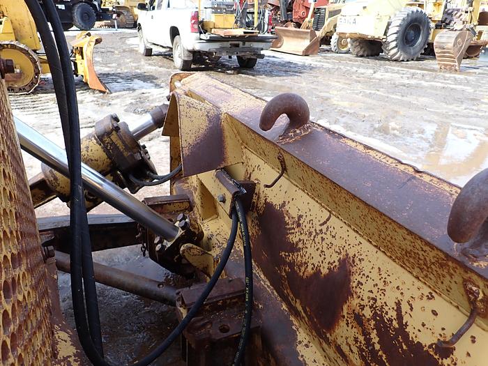 Used 1982 CAT D5B Crawler Dozer w/ CAB & WINCH 