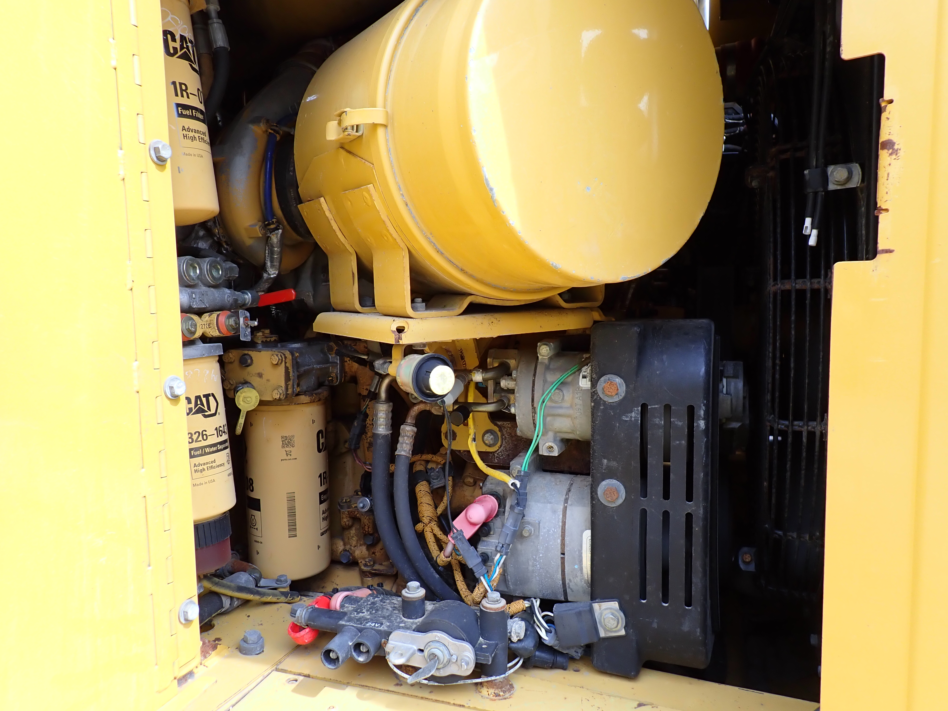 Used 2007 CAT 621G Motor Scraper