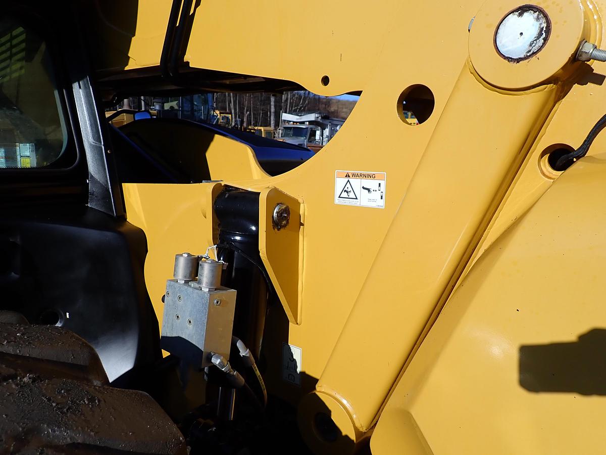 Used 2019 CAT TL1255D