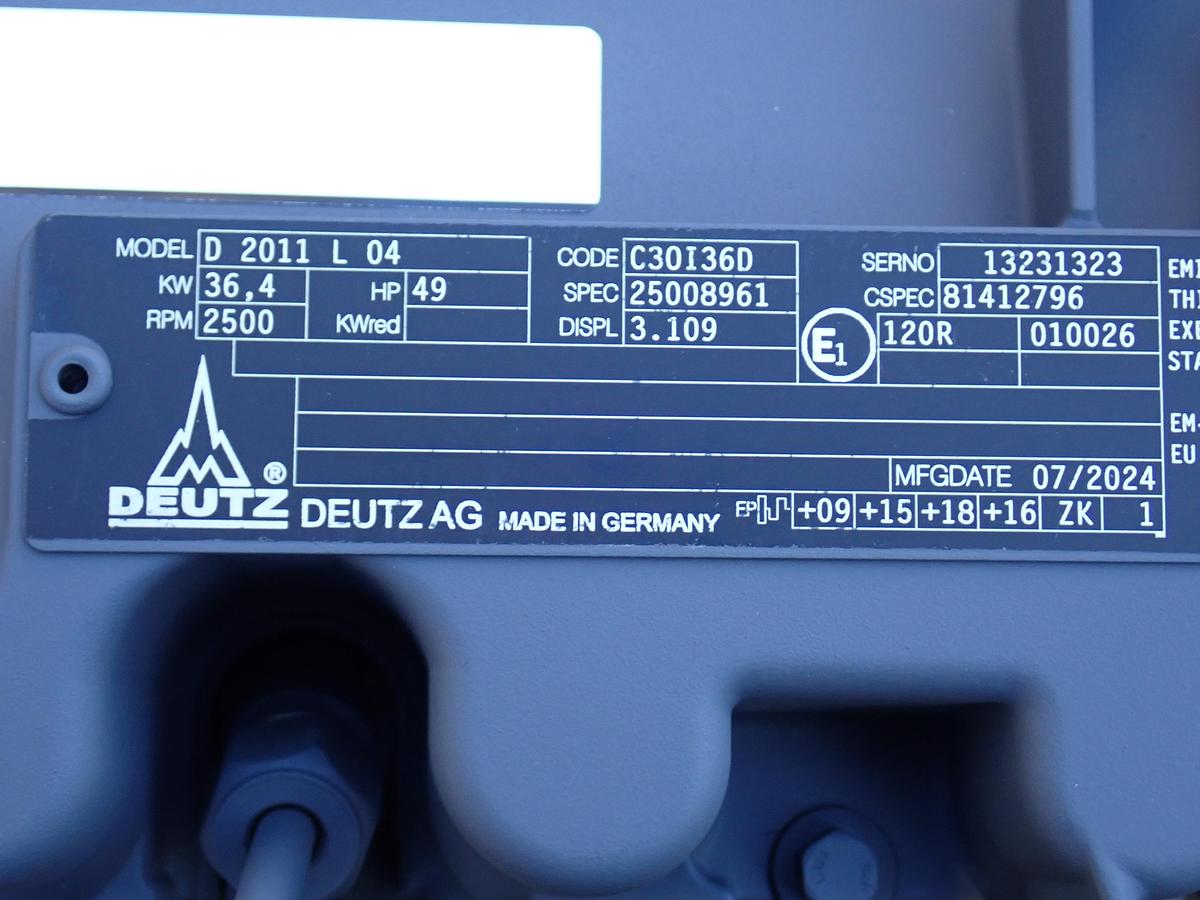 Deutz D2011 L04 Diesel Engine FACTORY NEW REPLACEMENT UNIT