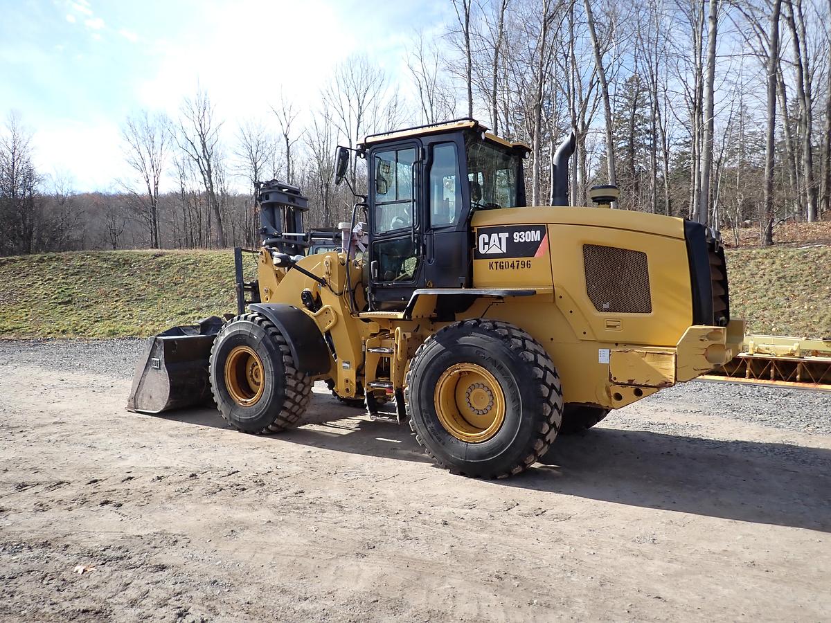 Used 2019 CAT 930M Wheel Loader