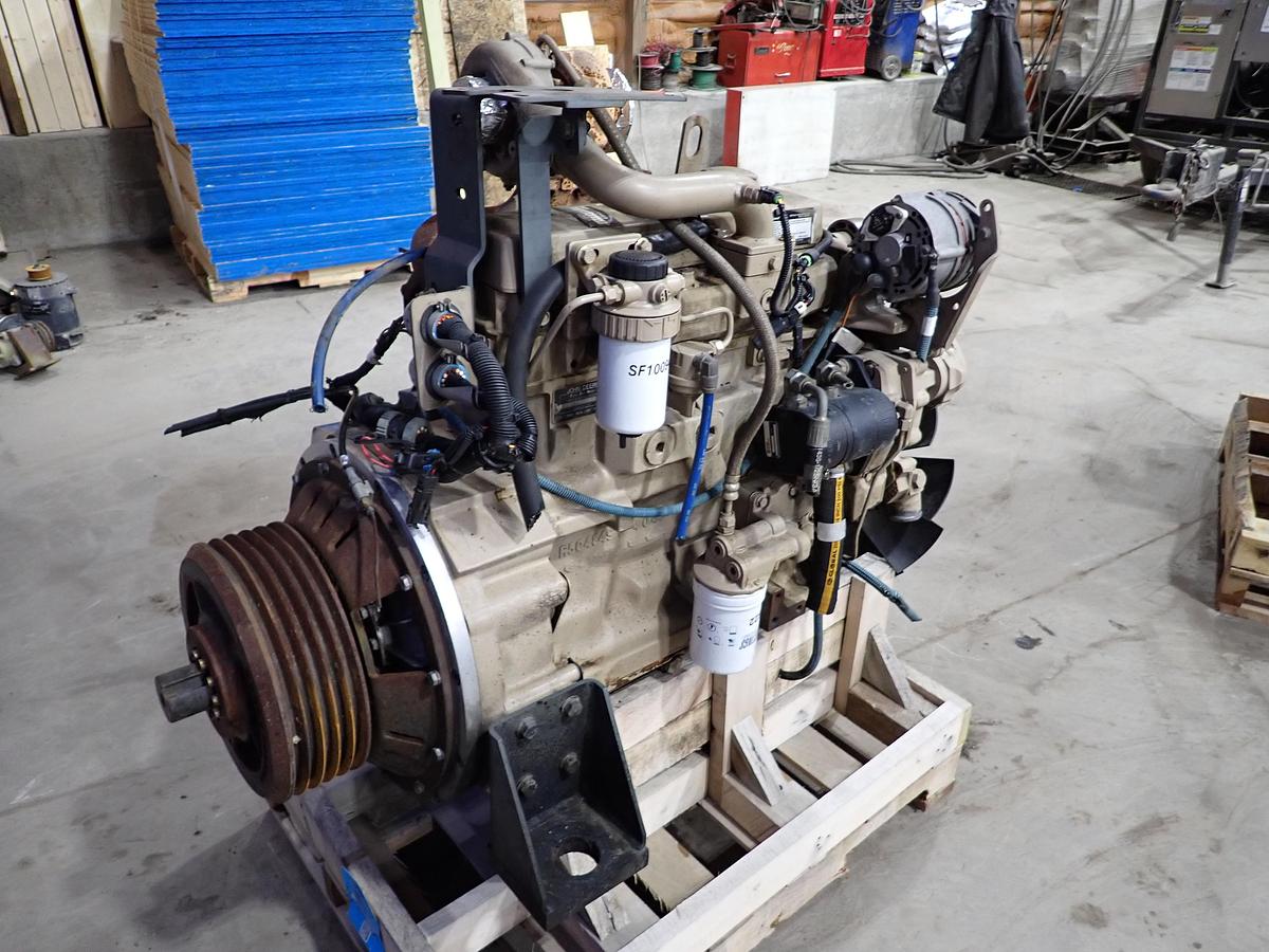 Used 2006 John Deere 4045TF275