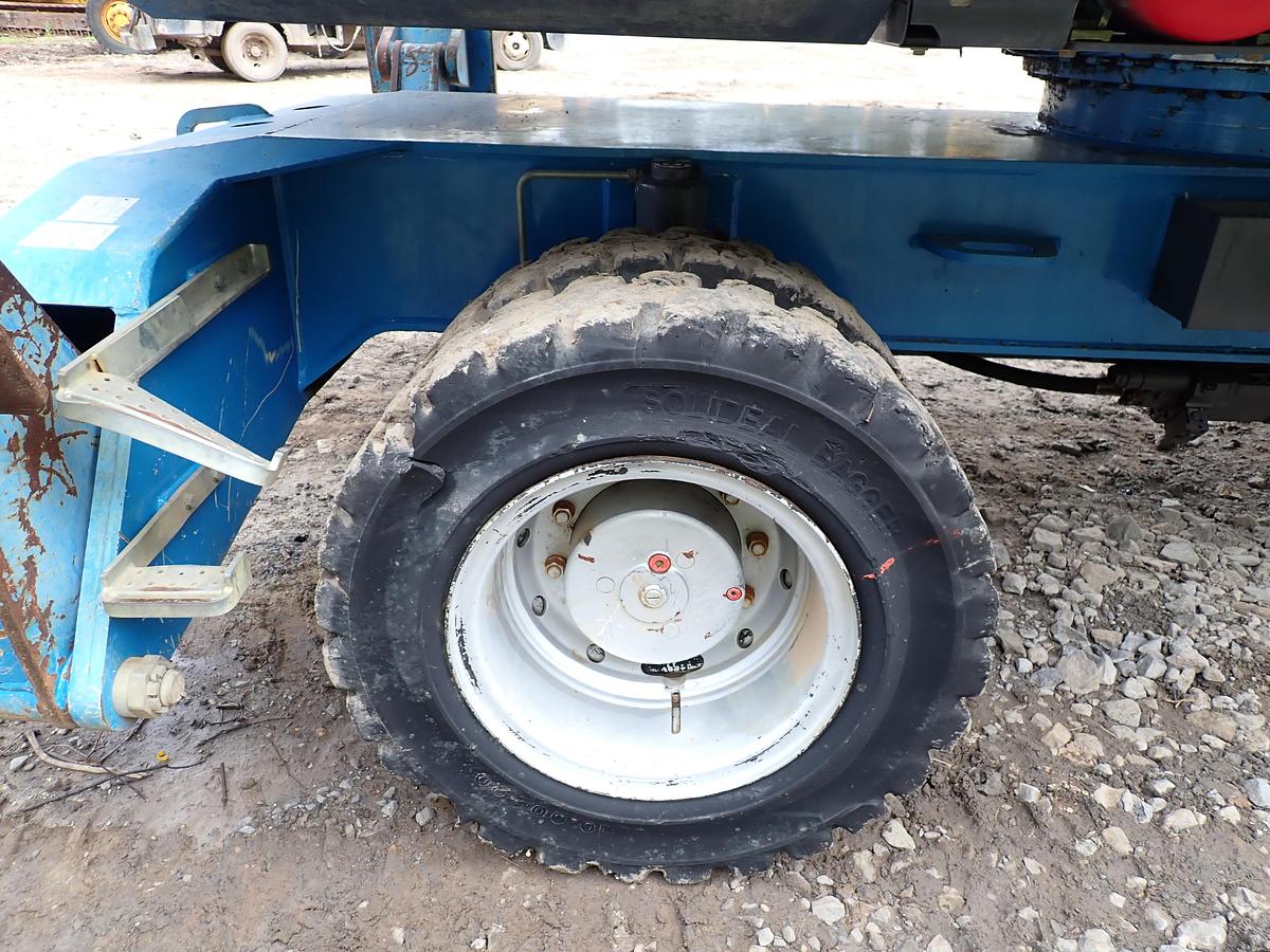 Used 2011 Fuchs MHL340 Wheeled Material Handler