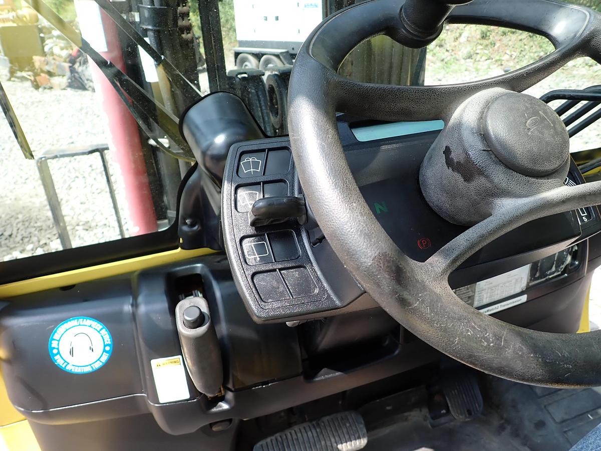 Used 2015 Hyster H80FT Diesel Forklift LOW HOURS! POSITIONERS!