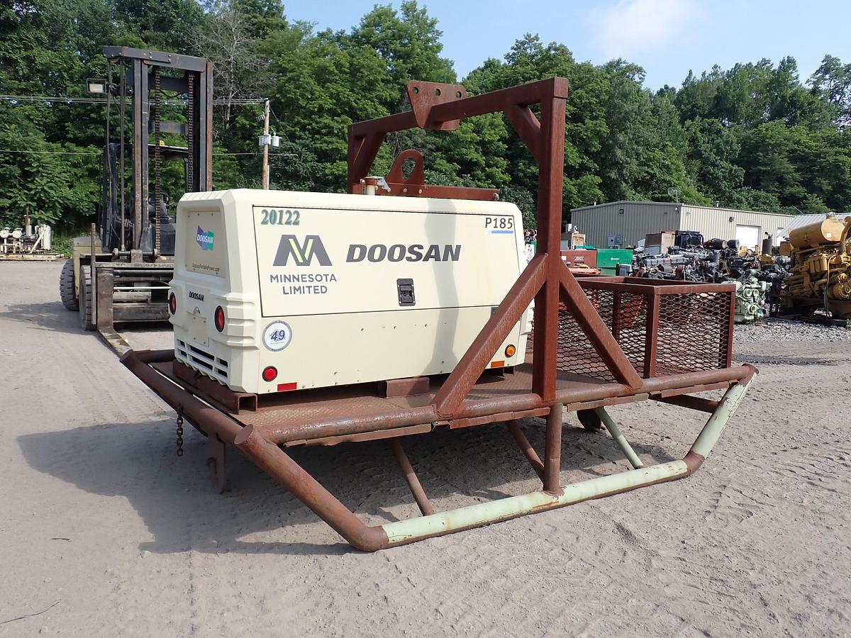 Used 2013 Doosan P185WJD-T4I 185 CFM Air Compressor 224 HOURS!