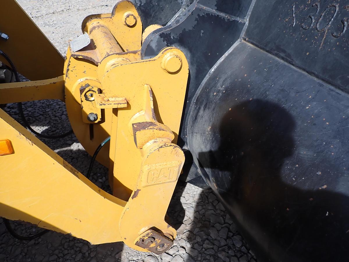 Used 2011 CAT 928HZ Wheel Loader 6000 HOURS! QUICK COUPLER