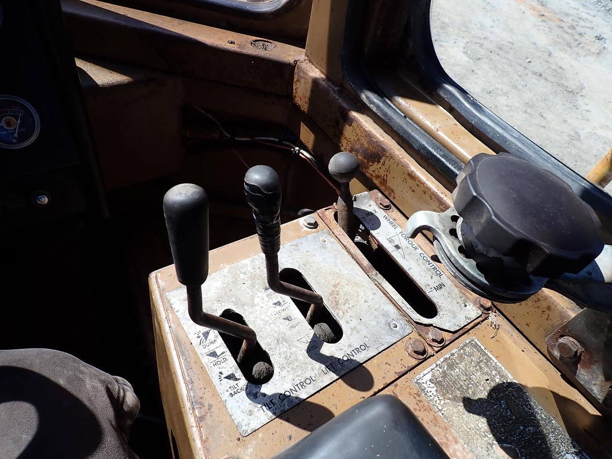Used 1977 CAT 988B Wheel Loader