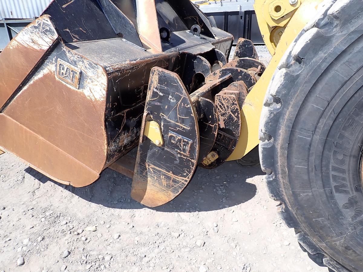 Used 2019 CAT 966M Wheel Loader Q/C & FORKS