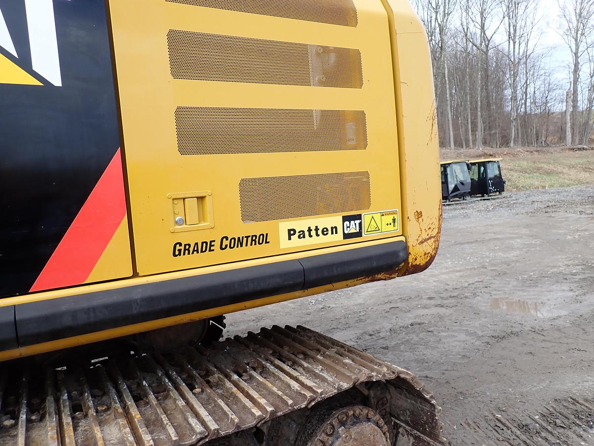 Used 2015 CAT 329FL Hydraulic Excavator 