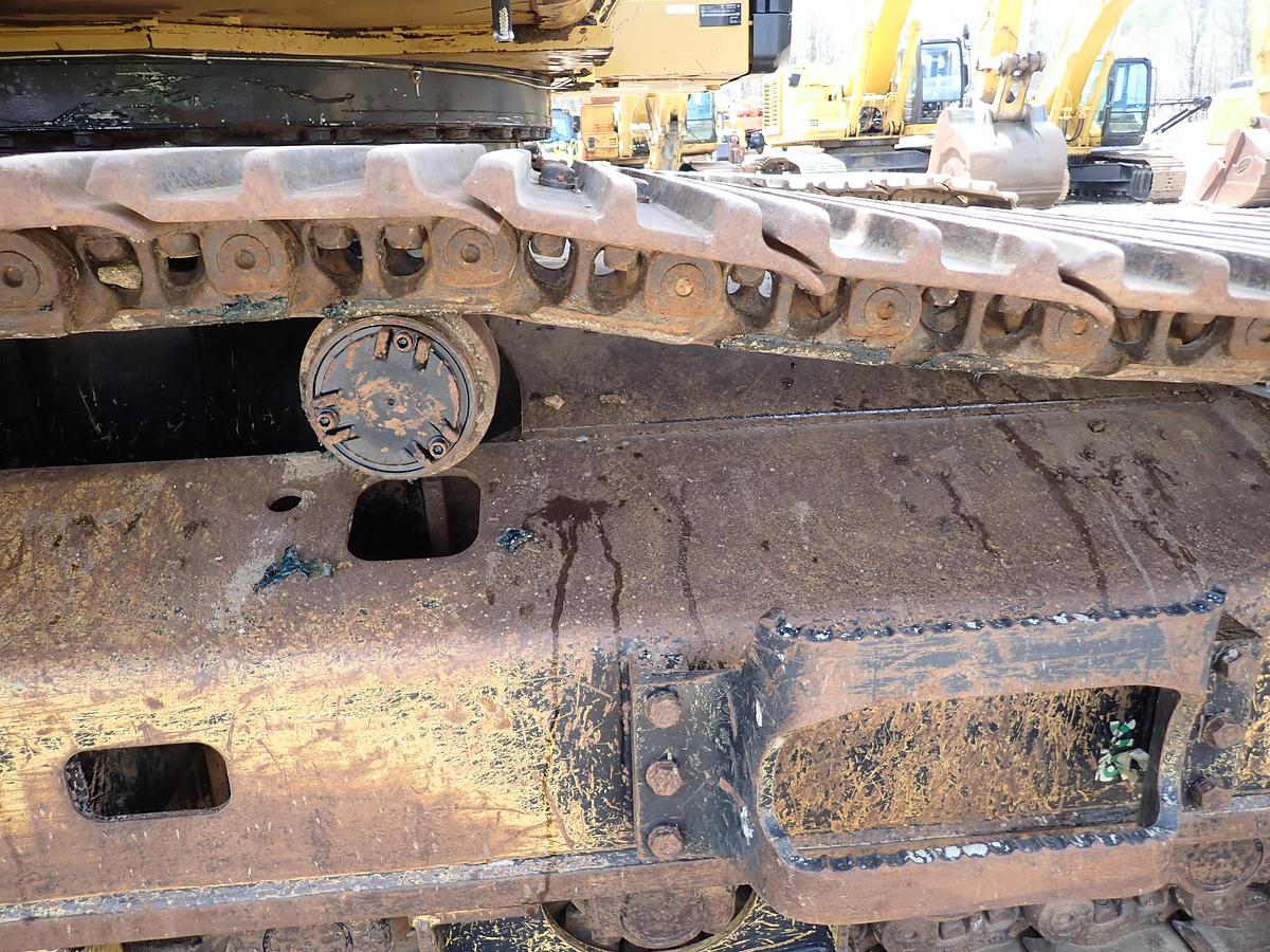 Used 2019 CAT 349FL Hydraulic Excavator 