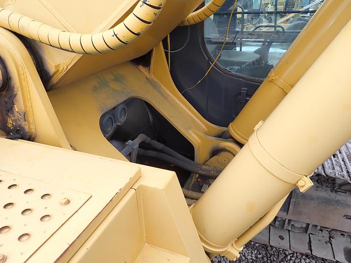 Used 2004 John Deere 600C LC Excavator
