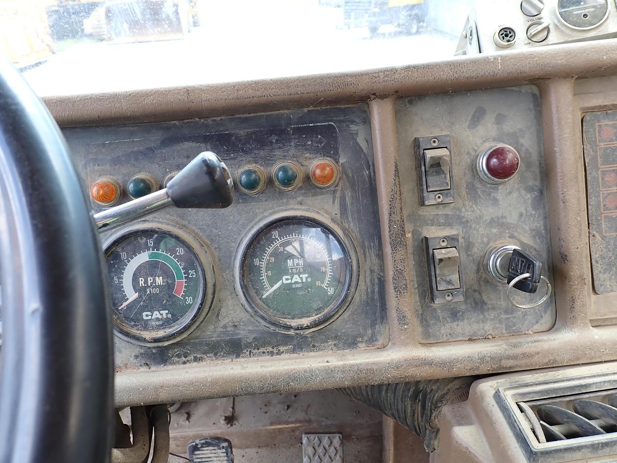Used 1991 CAT D350D Articulated Haul Truck
