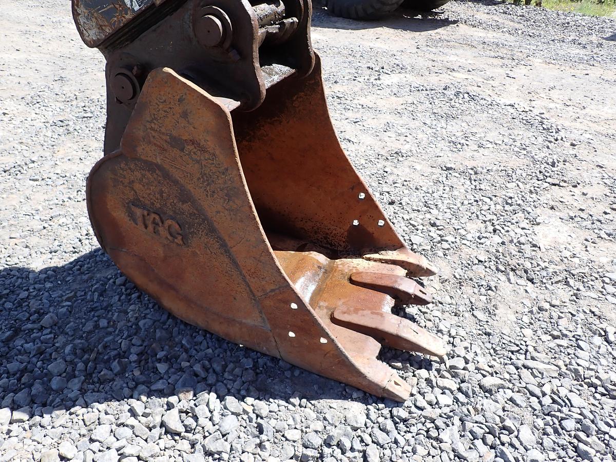 Used 2006 John Deere 160C LC Excavator