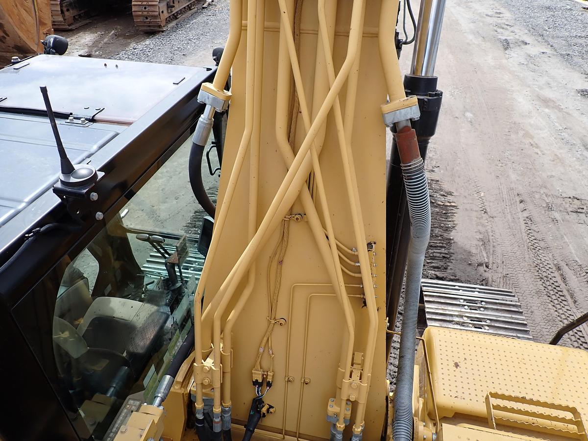 Used 2015 CAT 329FL Hydraulic Excavator 