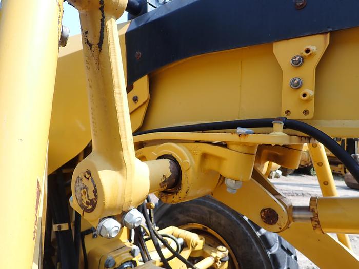 Used 2015 CAT 120M2 AWD