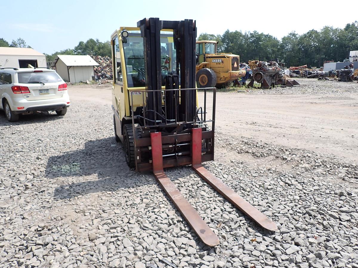 Used 2015 Hyster H80FT Diesel Forklift LOW HOURS! POSITIONERS!
