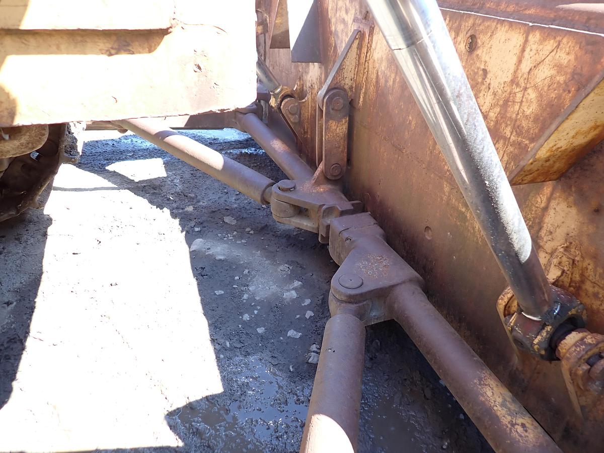 Used 1973 CAT D8H Crawler Dozer RIPPER!
