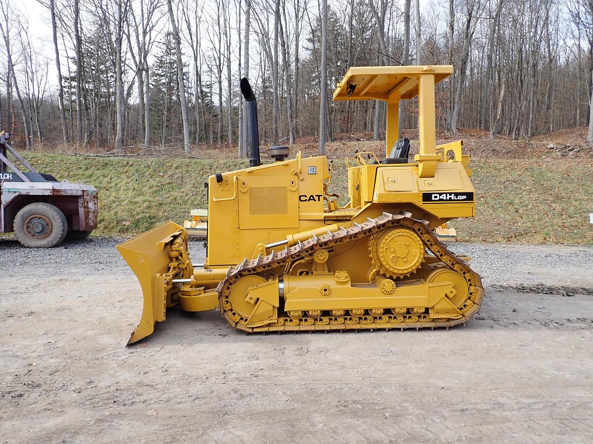Used 1988 CAT D4H Series II Crawler Dozer