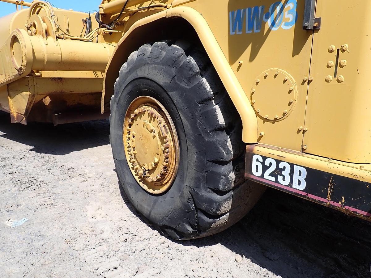 Used CAT 623B 8000 Gallon Water Wagon