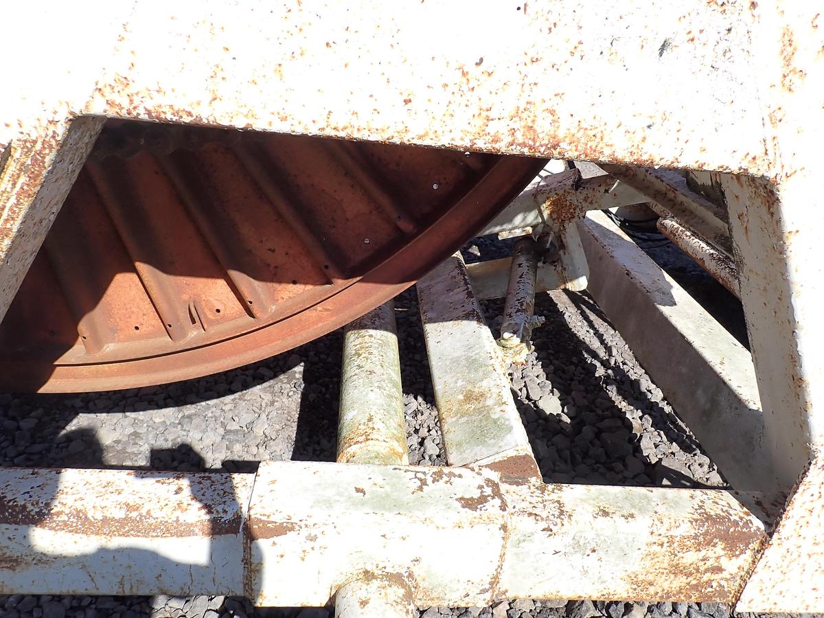 Used 1989 Pengo REEL TRAILER