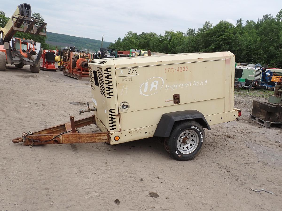 Used 2009 Ingersoll Rand XP375WIR 375 CFM Air Compressor