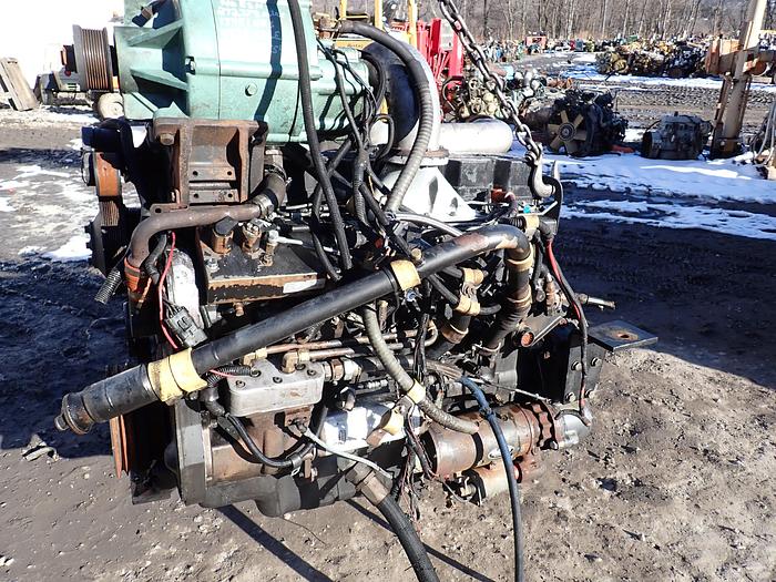 Used 2002 Cummins ISC 280 Diesel Engine CPL 2236