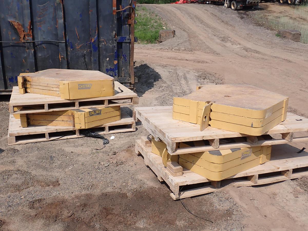 Used 1971 CAT 583H Crawler Pipelayer REAR WINCH