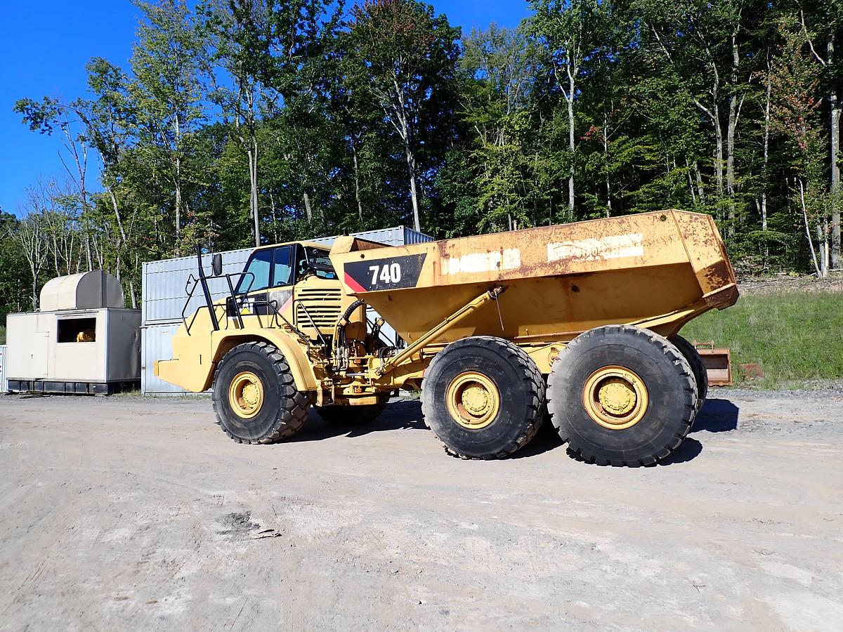Used 2011 CAT 740 Articulated Haul Truck 7900 HOURS!