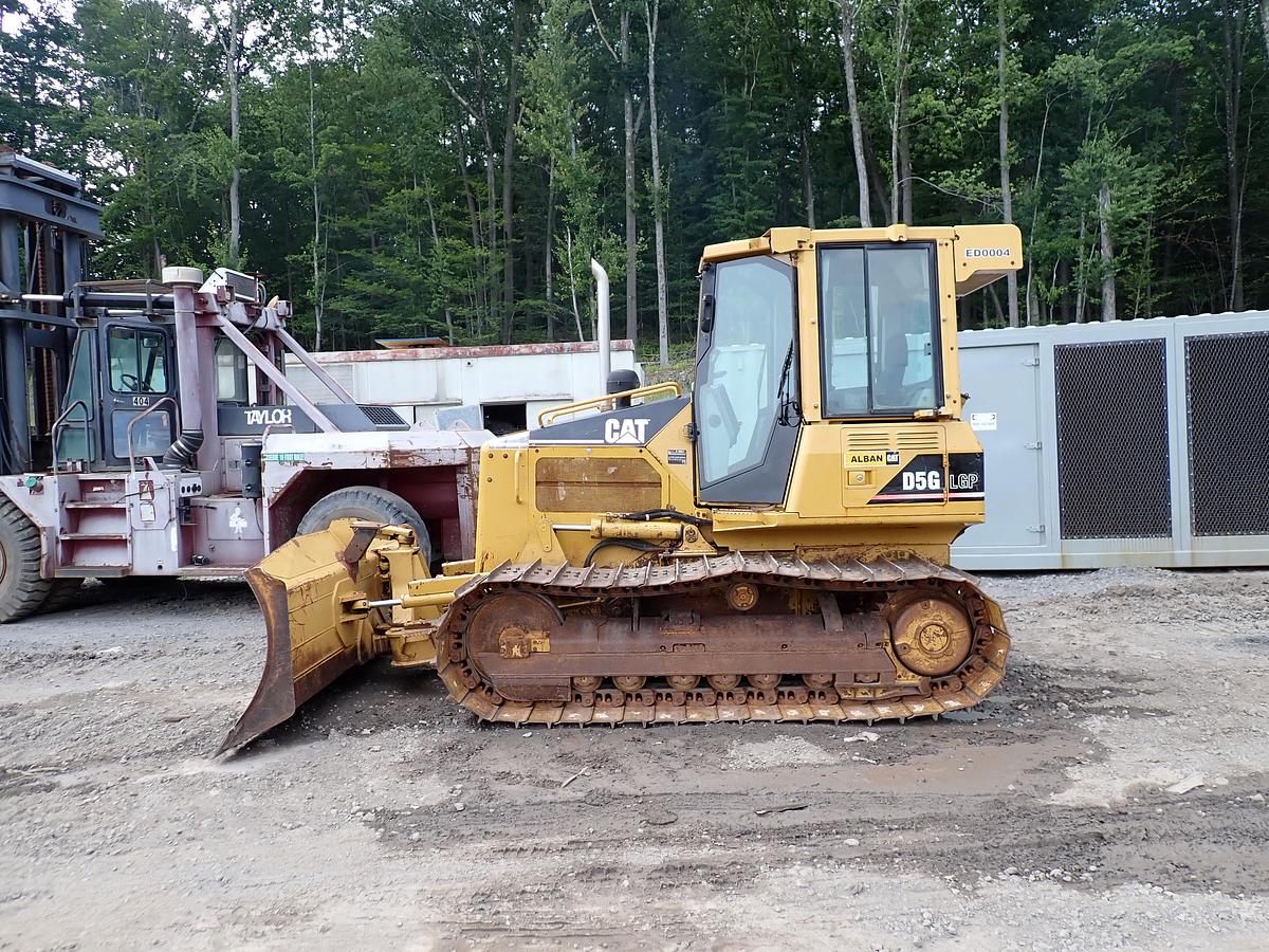 Used 2004 CAT D5G LGP Crawler Dozer