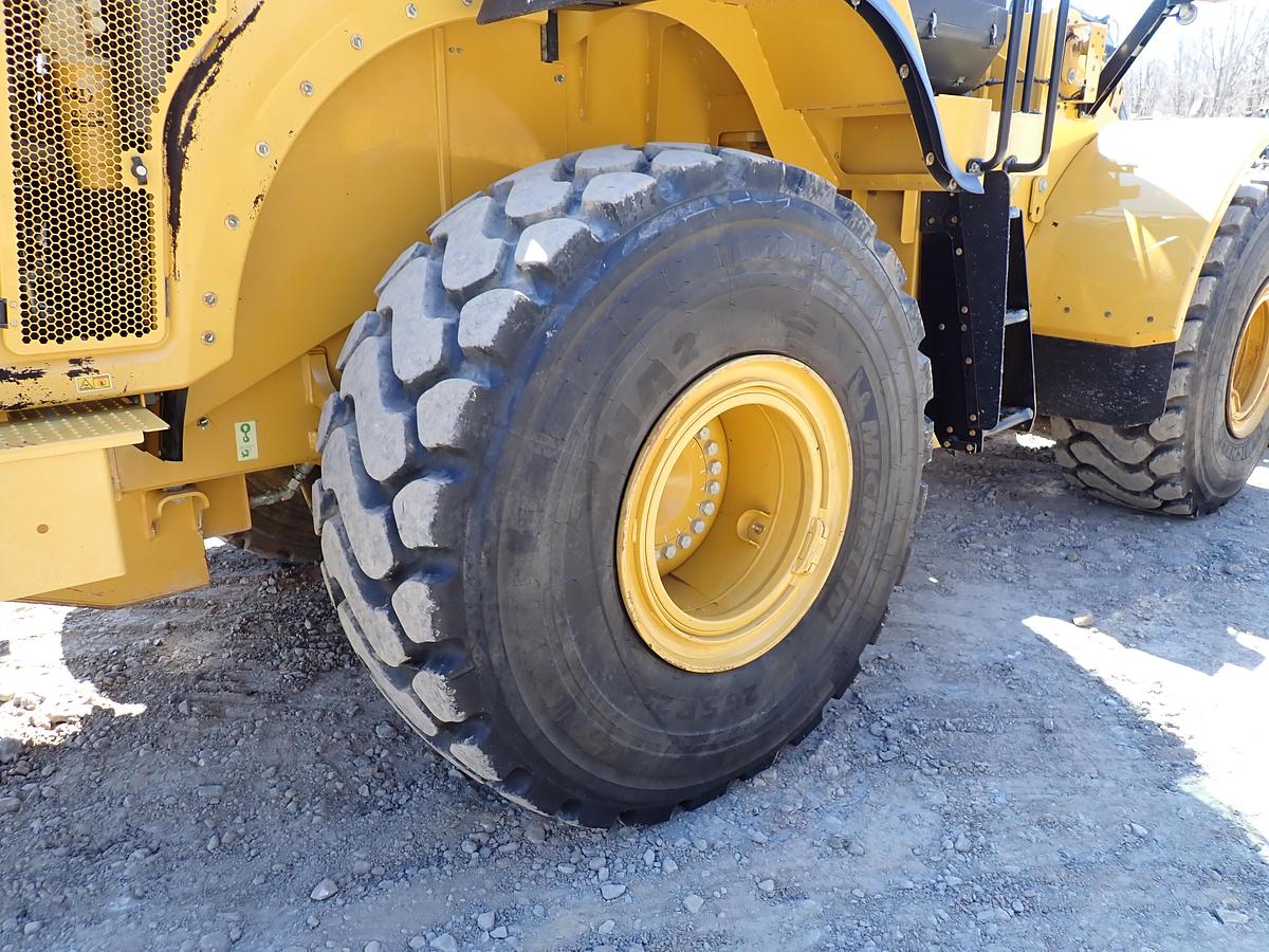 Used 2019 CAT 966M Wheel Loader Q/C & FORKS
