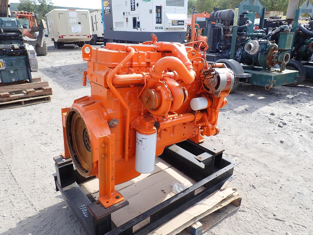 Refurbished 2001 International DT530E Diesel Engine IC225D 8.7 LITER REBUILT!