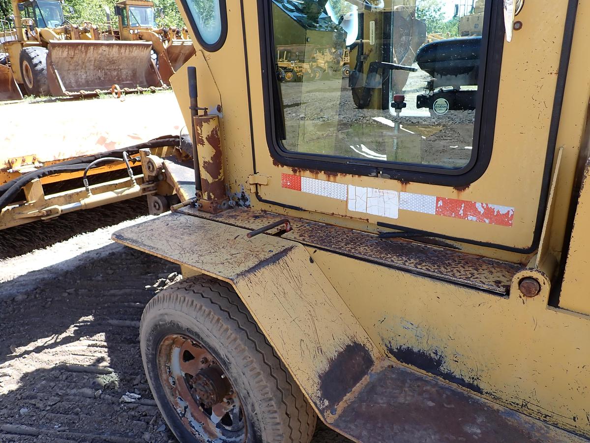 Used 2001 Rosco Challenger II