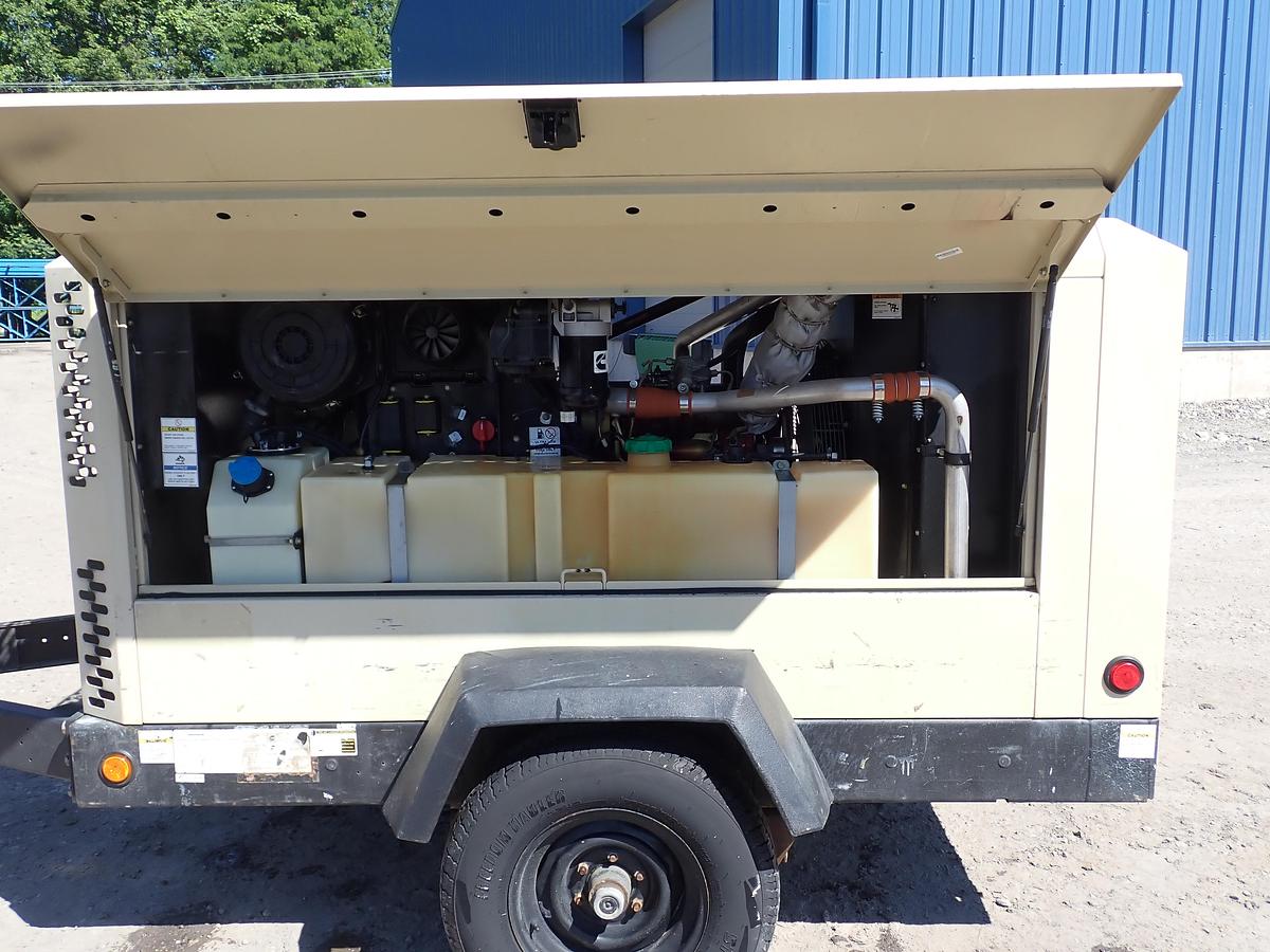 Used 2022 Doosan P425/HP375 Air Compressor 1528 HOURS