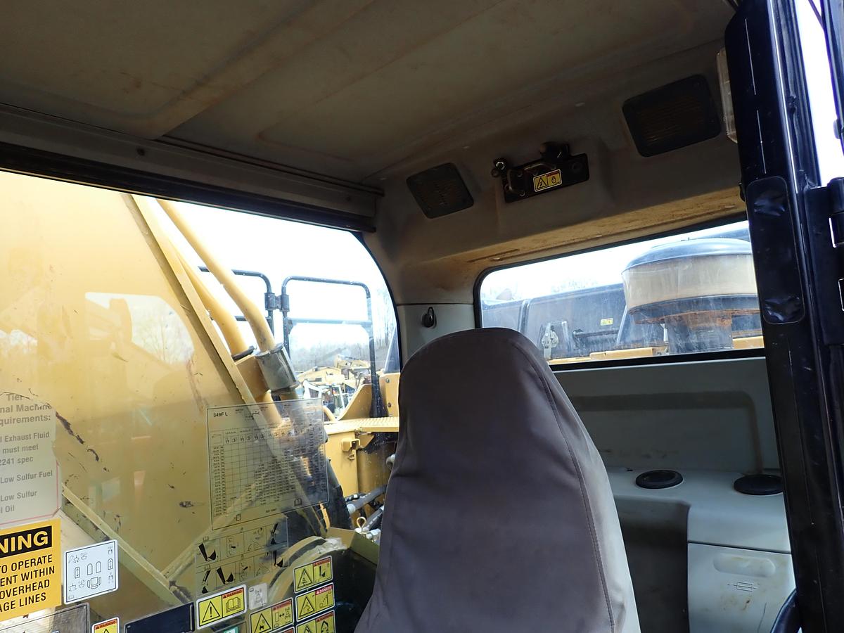 Used 2019 CAT 349FL Hydraulic Excavator 