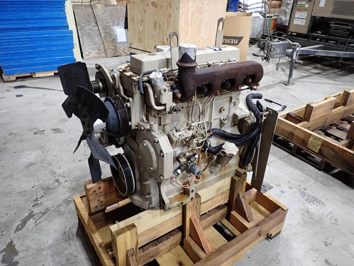 Used 2000 John Deere 4045DF150 Diesel Engine