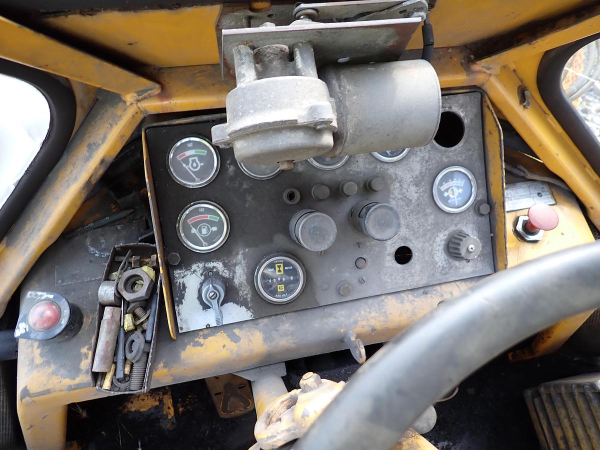 Used 1976 CAT 950 Wheel Loader w/ FORKS