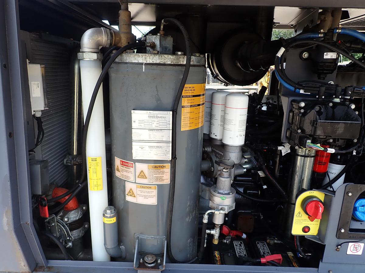 Used 2021 Atlas Copco XAS900 JD8 900 CFM Air Compressor