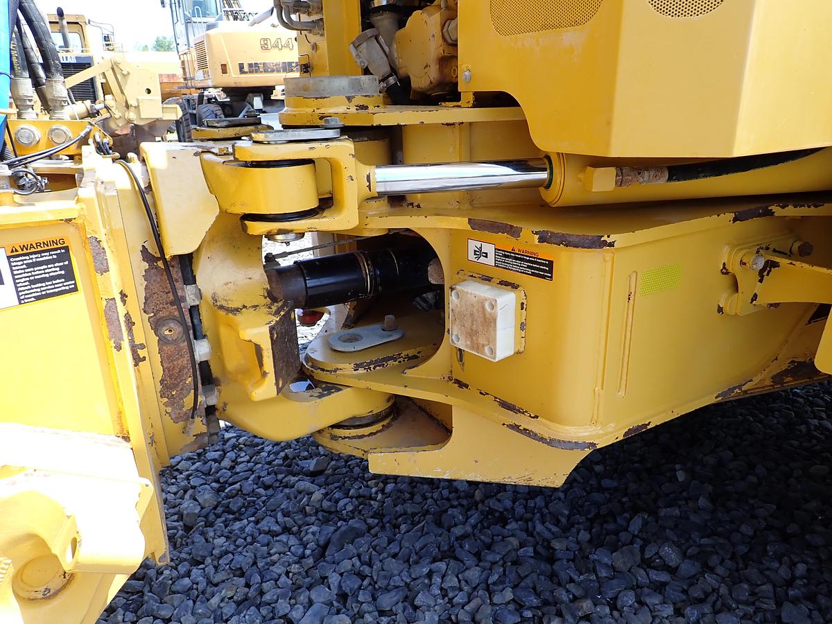 Used 2015 John Deere 460E Articulated Water Truck 9000 GALLON