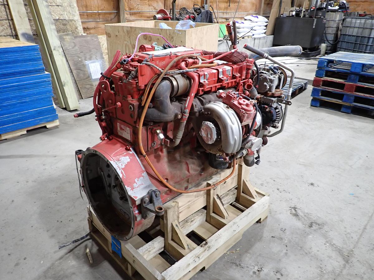 Used 2014 Cummins ISL9-300 Diesel Truck Engine 54K MILES!