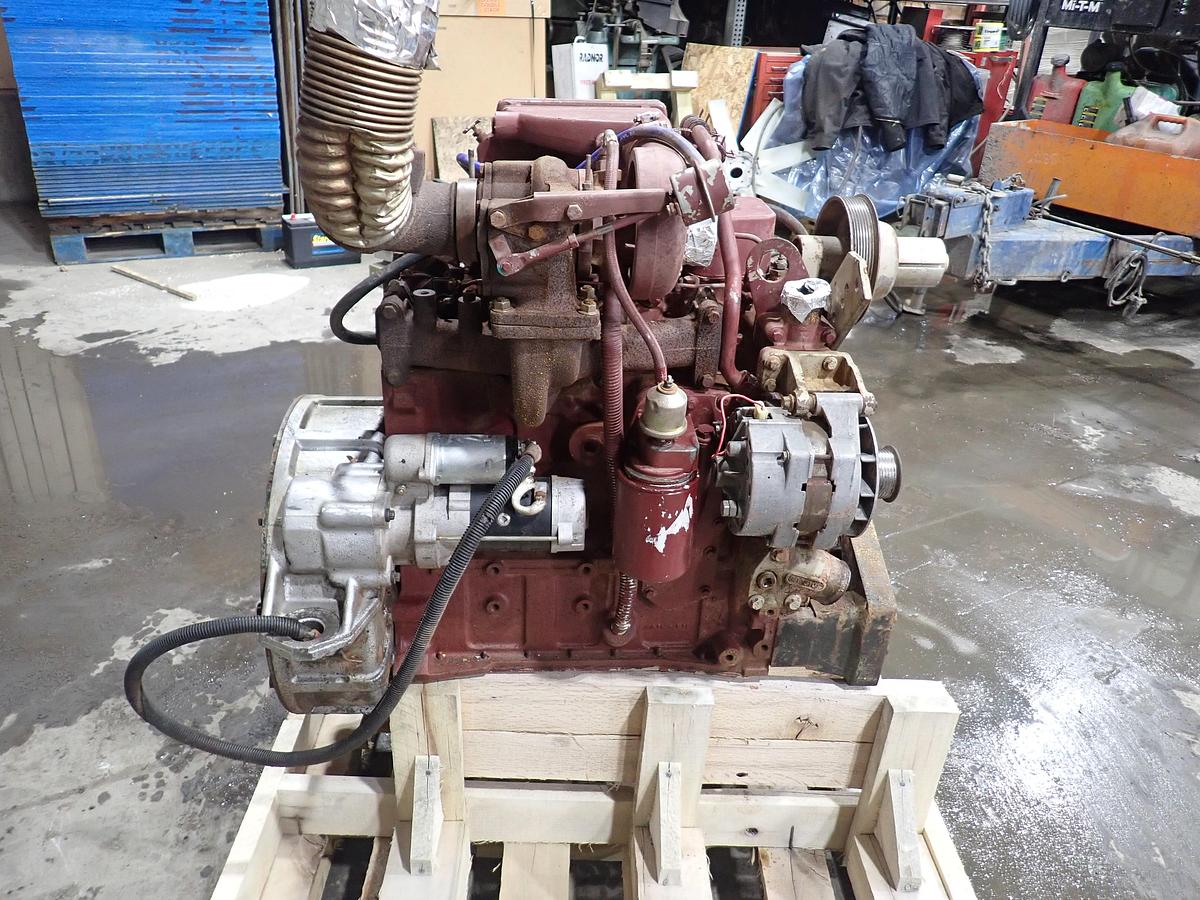 Used 2004 Cummins B3.9C 125 Turbo Diesel Engine P PUMP! CPL 2264
