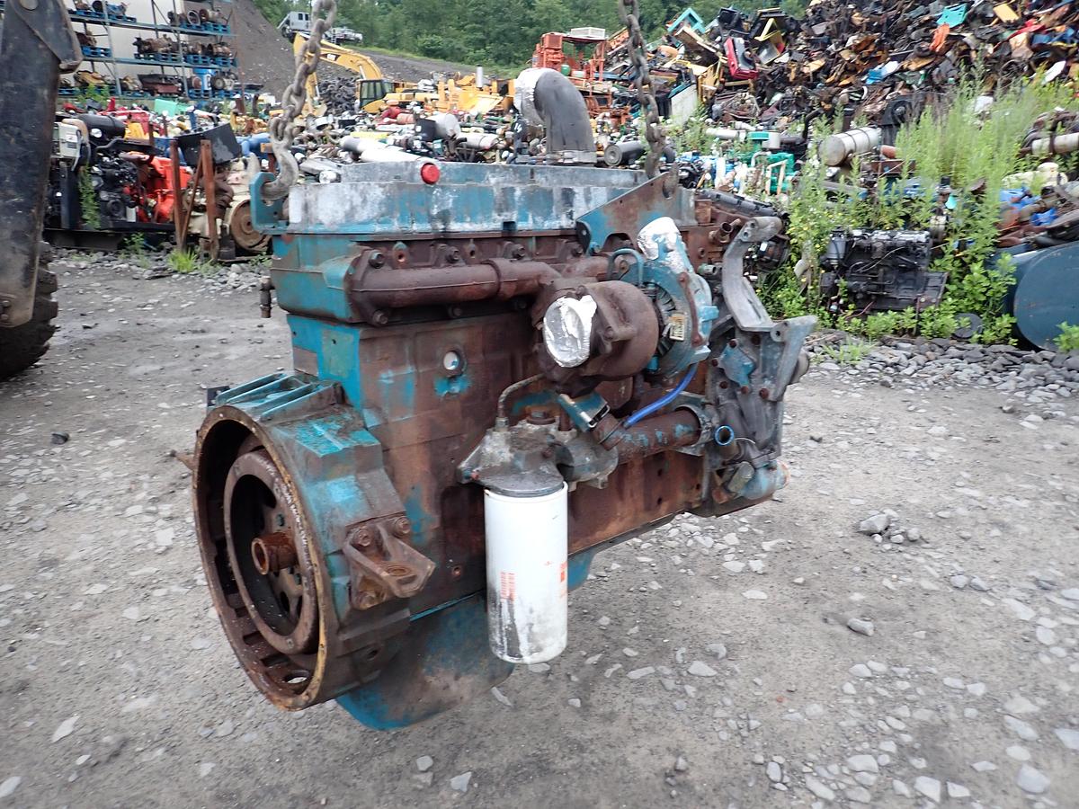 Used 2000 International DT466E 190 HP Truck Engine