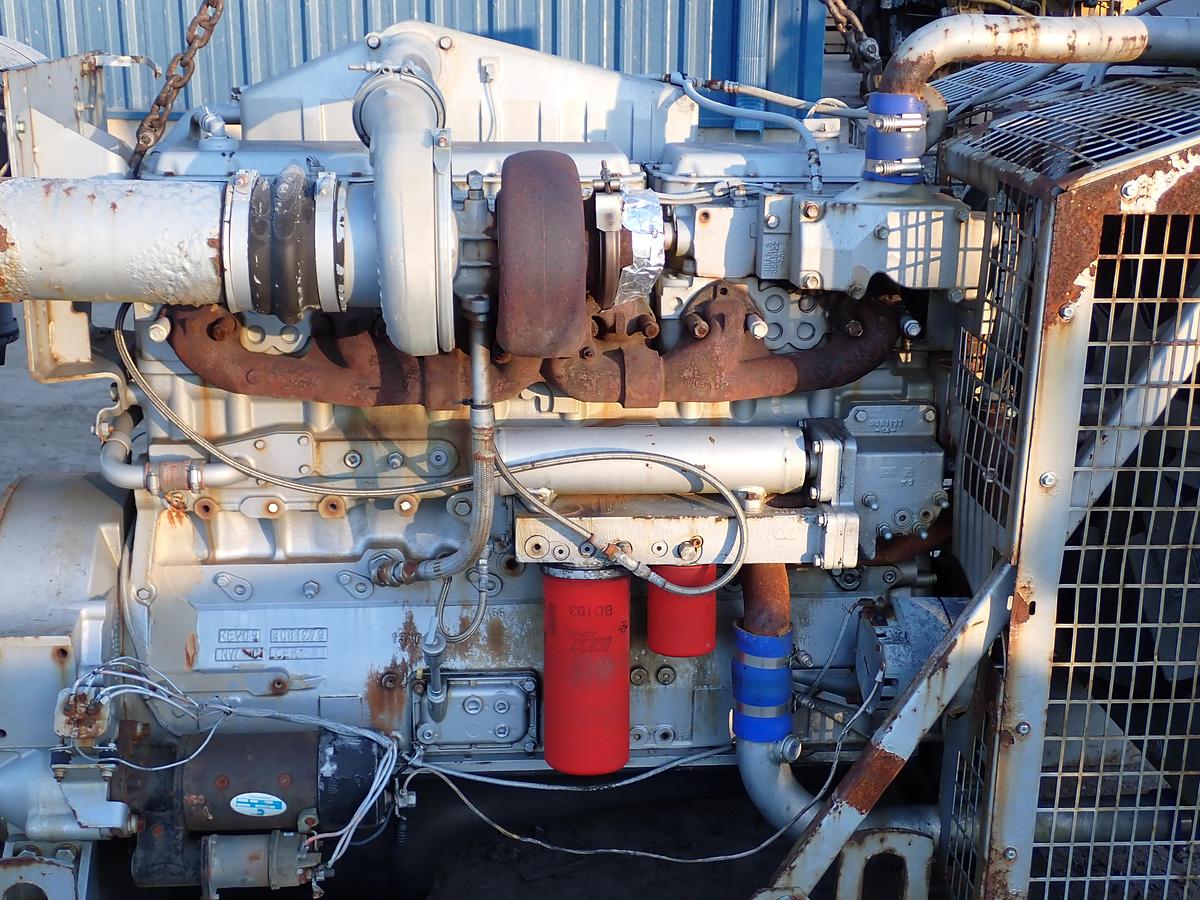 Used 2000 Cummins N14-C Diesel Engine POWER UNIT w/ PTO CLUTCH