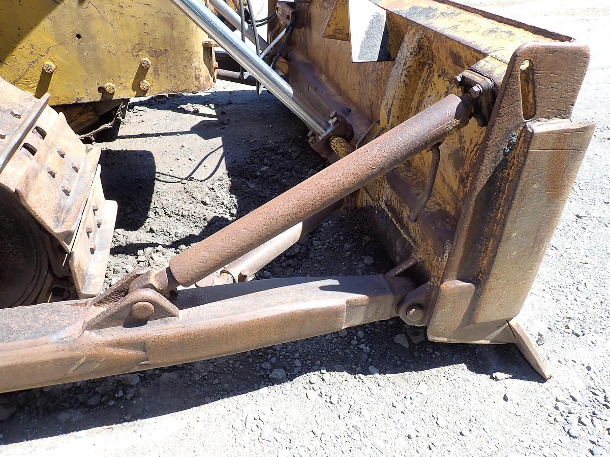 Used 1978 CAT D5B Crawler Dozer WINCH