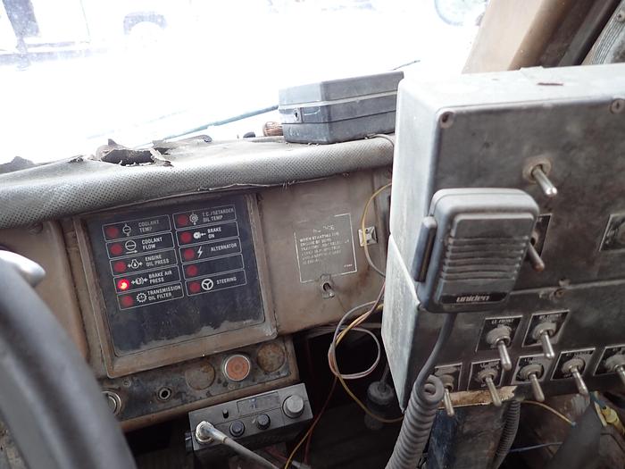 Used 1985 CAT 769C Rigid Frame Water Truck 8000 Gallon