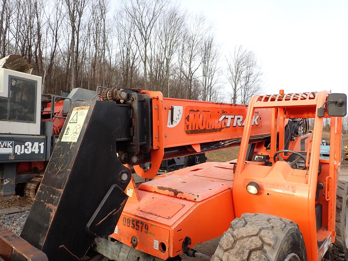 Used 2018 Skytrak 8042 8K Telehandler