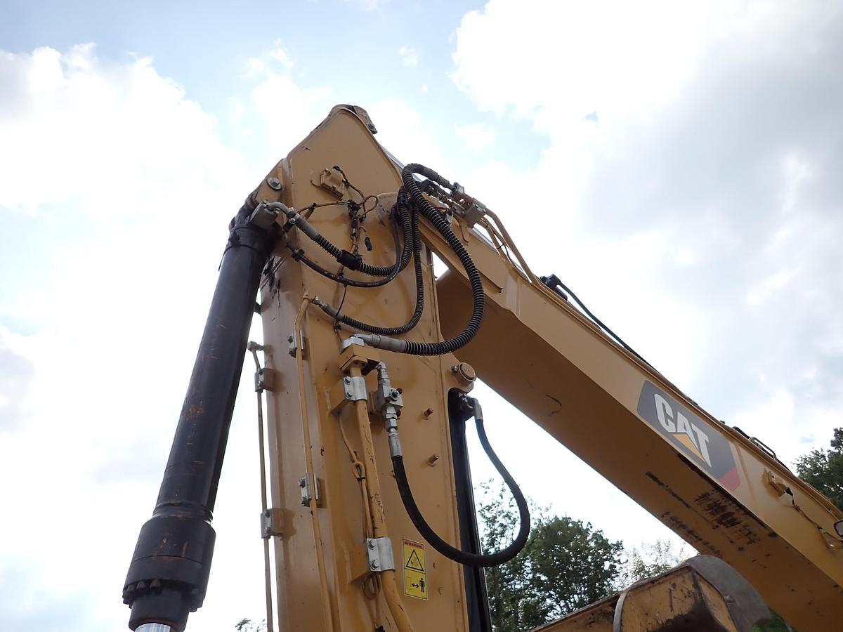 Used 2020 CAT 323 Hydraulic Excavator HYDRAULIC THUMB!