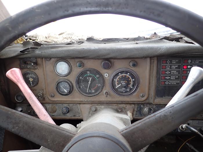 Used 1985 CAT 769C Rigid Frame Water Truck 8000 Gallon