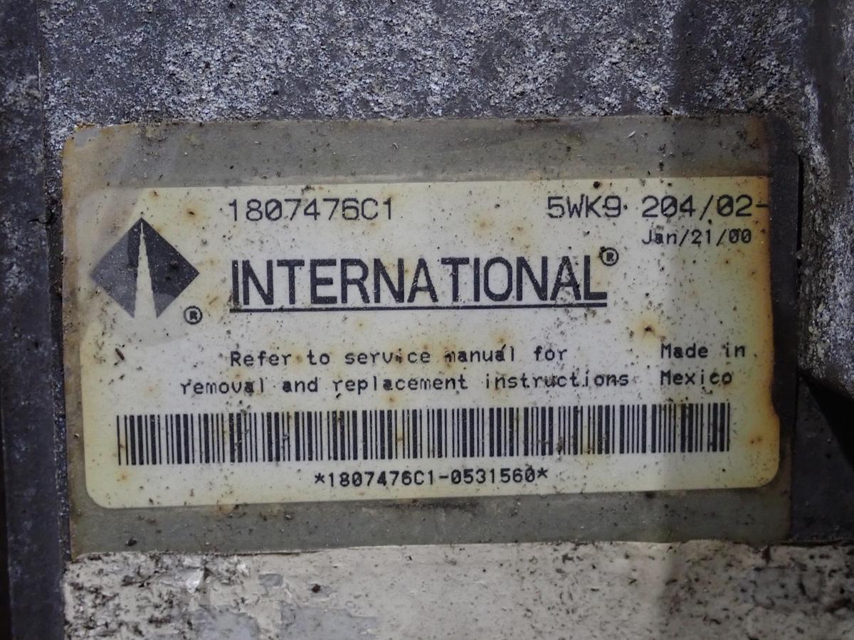 Used 2000 International DT530E Diesel Engine 300 HP INDUSTRIAL!