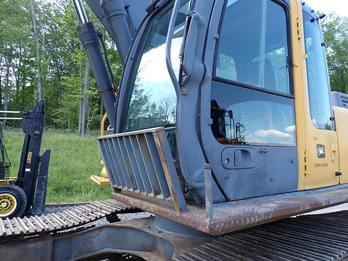Used 2004 John Deere 330C LC Hydraulic Excavator
