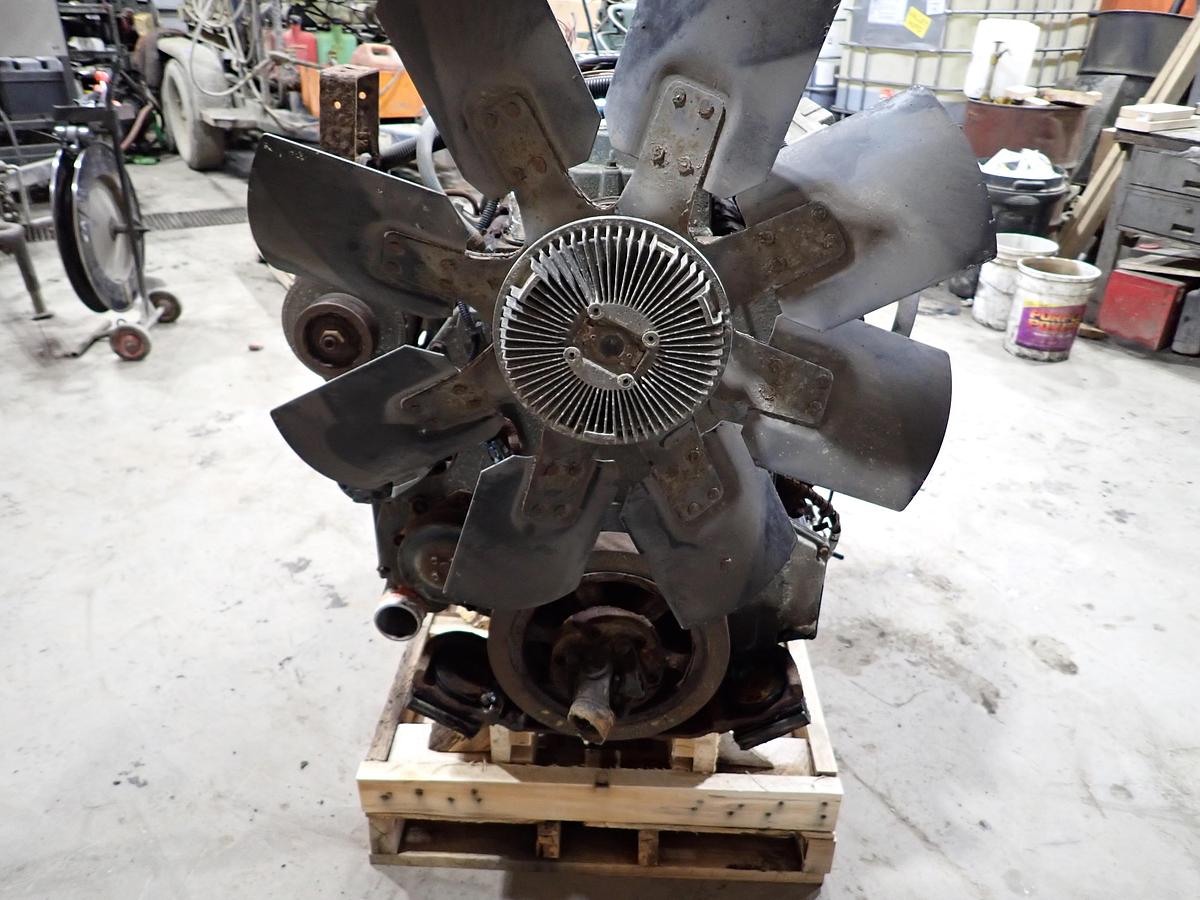 Used 1998 International DT530E HT Diesel Engine 300 HP! 19K MILES!